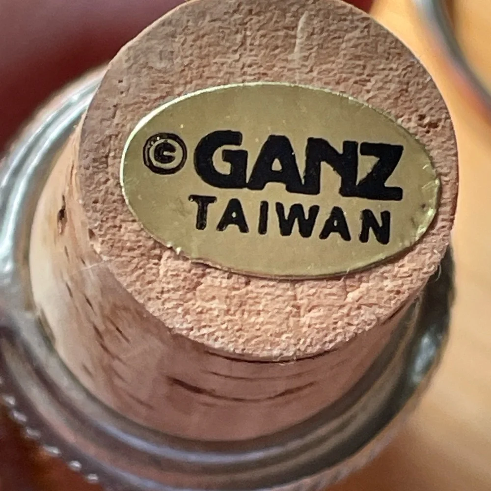 Ganz vintage wine bottle cork stopper,with chain and ring, detailed pewter fish